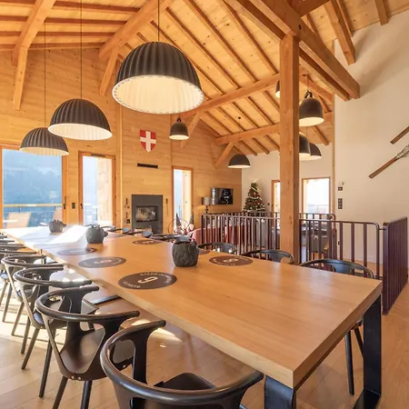 Les Galetas Du Mont Blanc Chalet
